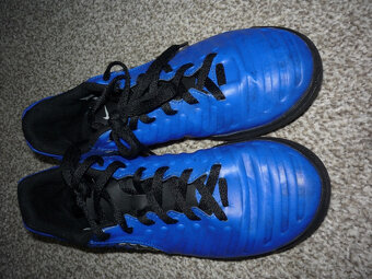 sálové boty zn Nike Tiempo, vel 37,5, vnitřní stélka 23,5cm - 2