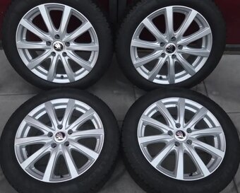 17"HEZKÁ ZIMNÍ OBUT ALU KOLA 5x112 ŠKODA OCTÁVIA-4 - 2