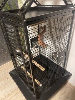 Klec pro střední papoušky - 2
