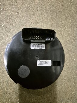 Can-am Tachometr - 2