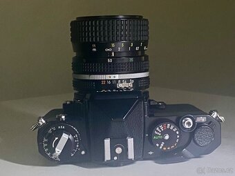 Nikon FE – černý, perfektní stav + Zoom Nikkor 35–70mm f/3,3 - 2