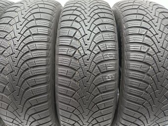 Zimní pneu 205/60/16 GoodYear - 2