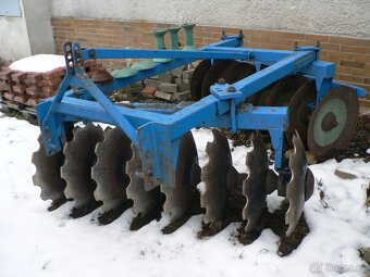 PRODÁM DISKY, TALÍŘOVÝ PODMÍTAČ - 2