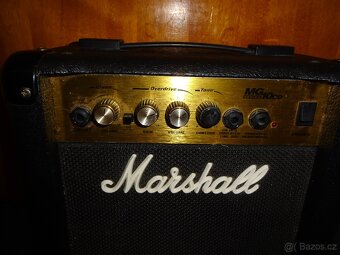 Kytarové kombo MARSHALL MG-10CD - 2