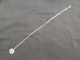 Řetízek s přívěskem váhy - 2