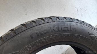 Zimní NOKIAN 215/60 R17 - 2