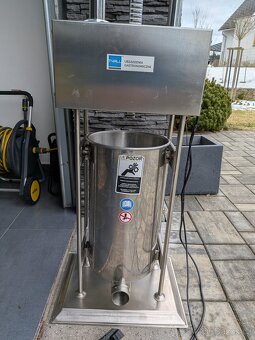 Prodám elektrickou plničku klobás - 2