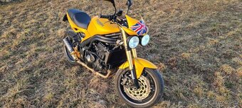 Triumph Speed Triple 1050 - 2