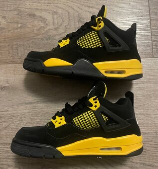 Boty Air Jordan 4 Retro “Thunder” - 2