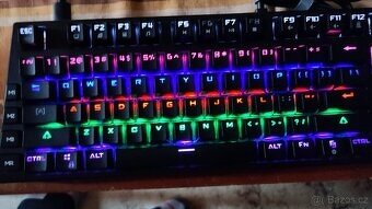 mechanická herní klávesnice DELUX KM12 - 2