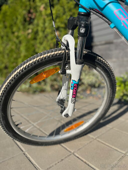 Dívčí kolo velikost 24 - 2