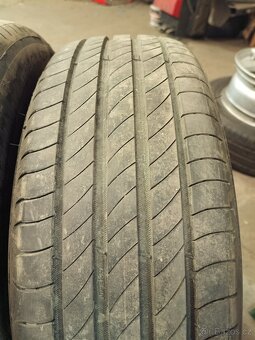 205/60/16 92w Michelin - 2