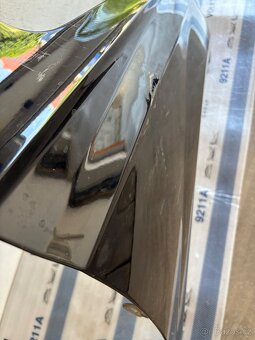Audi Q7 pravý blatník 4M0 - 2