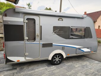 Bürstner Averso 420TS, markýza, solár, mover, 120km - 2