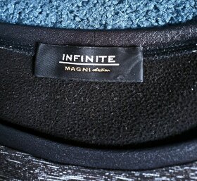 Šedé šaty Infinite - 2