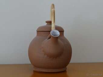 Hnědá keramická konvice s bambusovou rukojetí 1l - 2
