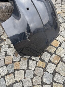 Vw golf V hatchback- zadní nárazník - 2