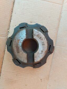 Prodám frézu NAREX ČSN 222462.22 - 2