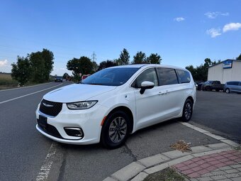 Chrysler Pacifica 3,6 Hybrid Čočka TOP 2023 DPH - 2