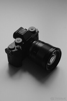 VILTROX AF 75mm f/1.2 PRO (FUJIFILM) + ochranný filtr Nisi - 2