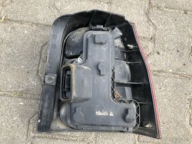 Světla zadní na Volkswagen Lupo - 2