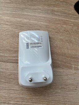 Zesilovač signálu Tp-Link TL-WA854RE - 2