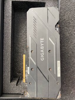 GRAFICKA KARTA GIGABYTE - 2