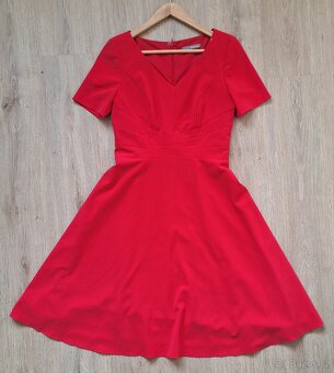 Krásné midi šaty Marks & Spencer - 2