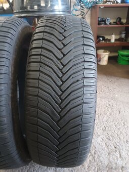 2xletní pneu 205/60/16.Michelin. - 2