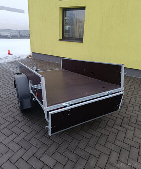 ČESKÝ SVAŘOVANÝ PŘÍVĚS 225x120 - 2