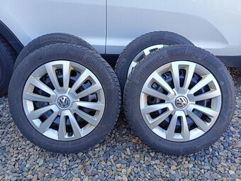 Zimní pneu 205/55 R16 + plechové disky 6 1/2x16H2 ET 50 - 2