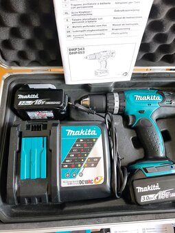 Makita aku vrtačka DHP453 s kufrem a vším příslušenstvím - 2