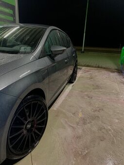 OZ-racing P-zero, rozteč 5x112. stredova dira 57,1 - 2