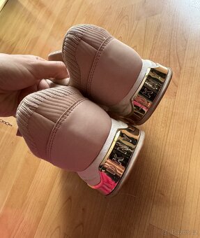 DKNY damske tenisky - 2