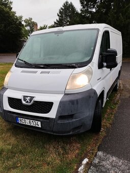 Peugeot Boxer 2.2 hdi 3 mistný - 2
