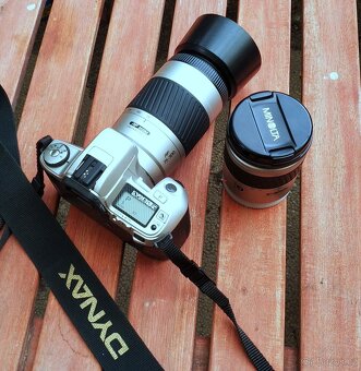 Minolta Dynax 505i Super AF28-80mm f1:3.5-5.6 Macro, 75-300m - 2