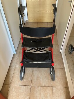 Chodítko pro seniory - 2