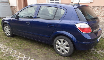 Opel Astra H - 1,6 16V 77 kw - 2