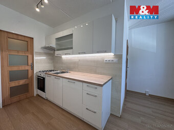 Prodej bytu 3+1, Třebíč, ul. Velkomeziříčská - 2