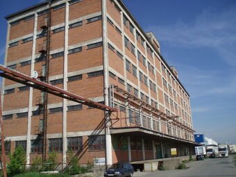 PRONÁJEM SKLADOVÝCH PROSTOR 1500m2 - 2