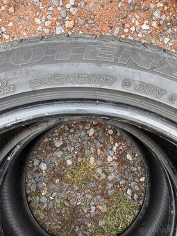 245/45/17 letni - 2