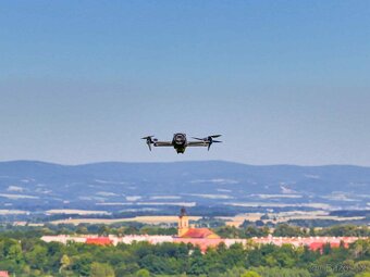 Dron DJI Mavic 4 Pro - fly more combo - 2