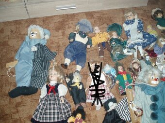 cca 30 kusů panenky a klauni porcelánová hlava -viz foto- ce - 2