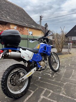Motorka Husqvarna TE 410 E enduro - 2
