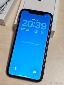 iPhone 11 64gb černý komplet - 2