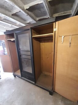 Skříně po babičce - 2