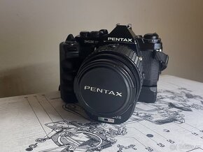 Pentax ME-F &Pentax AF Zoom 35-70mm f2,8 - 2