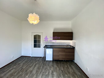 Pronájem bytu 18m² Olomouc - Zeyerova ul. - 2