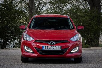 Hyundai i30 CW 1.4i MPI 16V DOHC Classic - 2