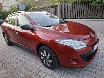 RENAULT MEGANE KOMBI 1.6 74KW BENZIN R.V.2012 - 2